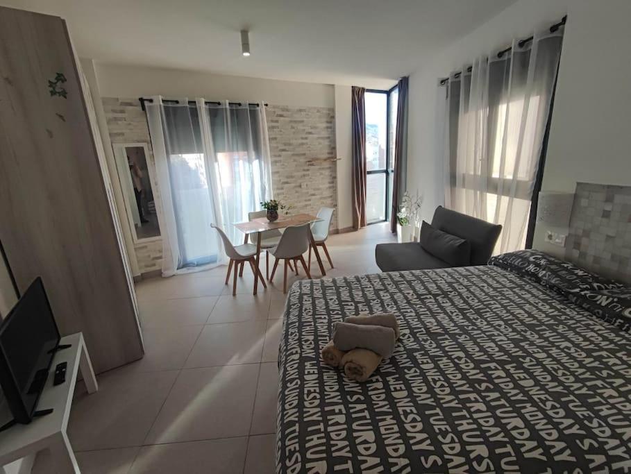 Nuevo Estudio Con Parking Gratis Μάλαγα Εξωτερικό φωτογραφία